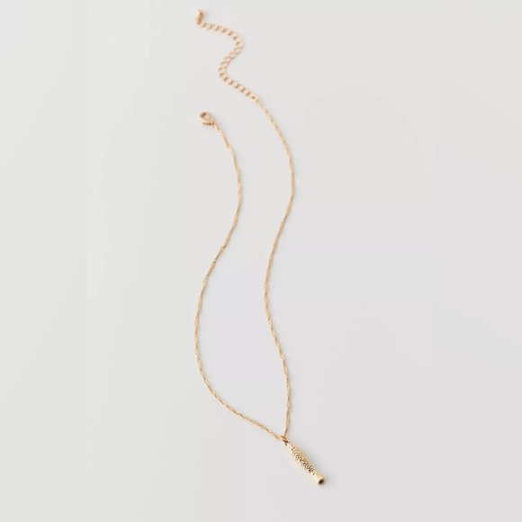 SOLD: Sardine Fish Charm Gold Metal Necklace NWT - Picture 3 of 5